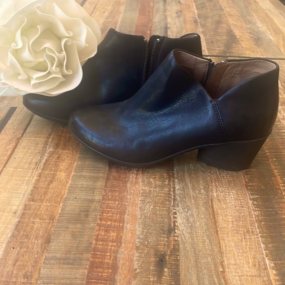 Dansko soft leather booties